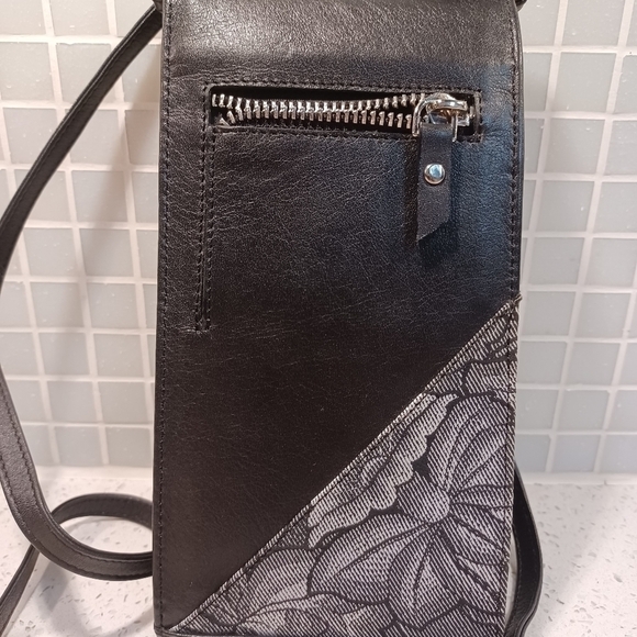 Auth! Pineda Covalin crossbody / shoulder phone bag - Picture 9 of 12